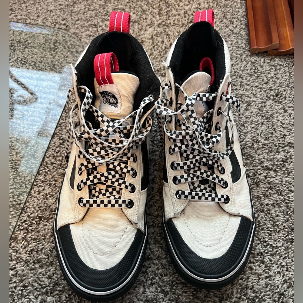 Like-new Vans Customs Sk8-Hi MTE. Size 9.5